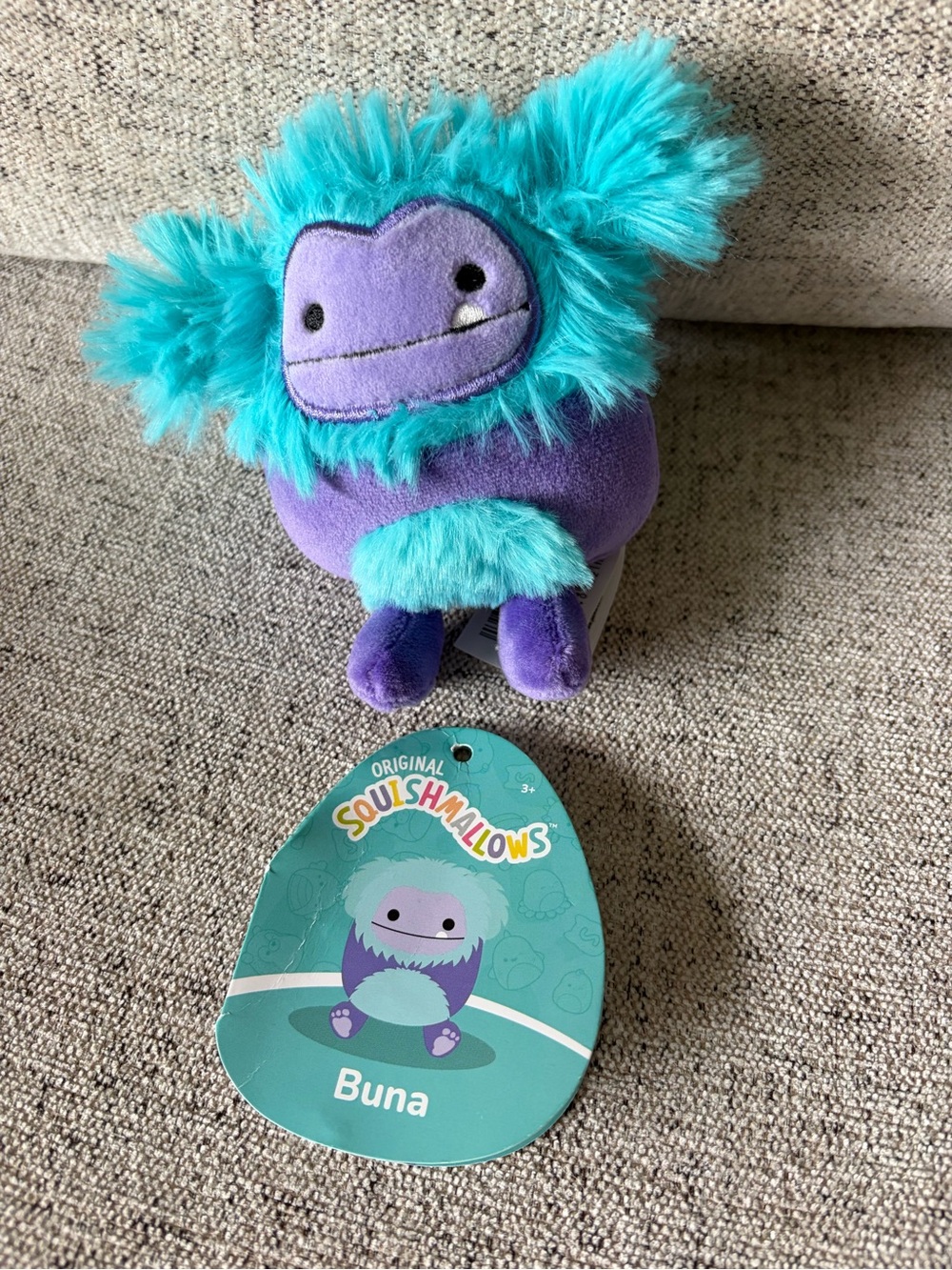 Squishmallows Buna the Bigfoot Clip
